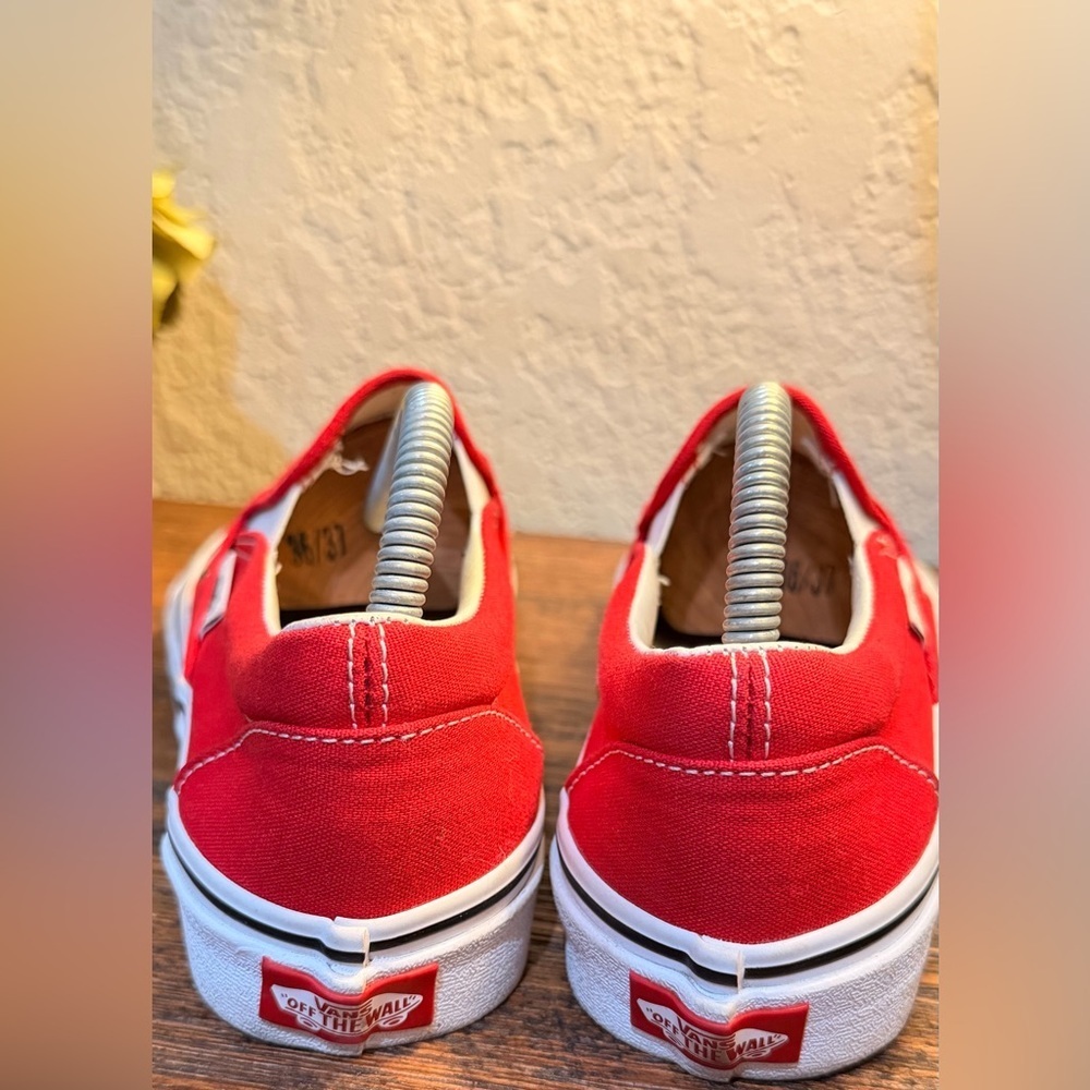 Vans Slip On Checker Blood Drips Flame Red Sneakers Shoes Men’s 5.5 Women’s 7.0 - Picture 8 of 12